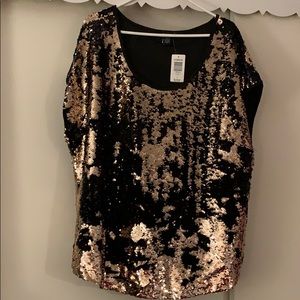 Black/Rose gold flip sequin top.